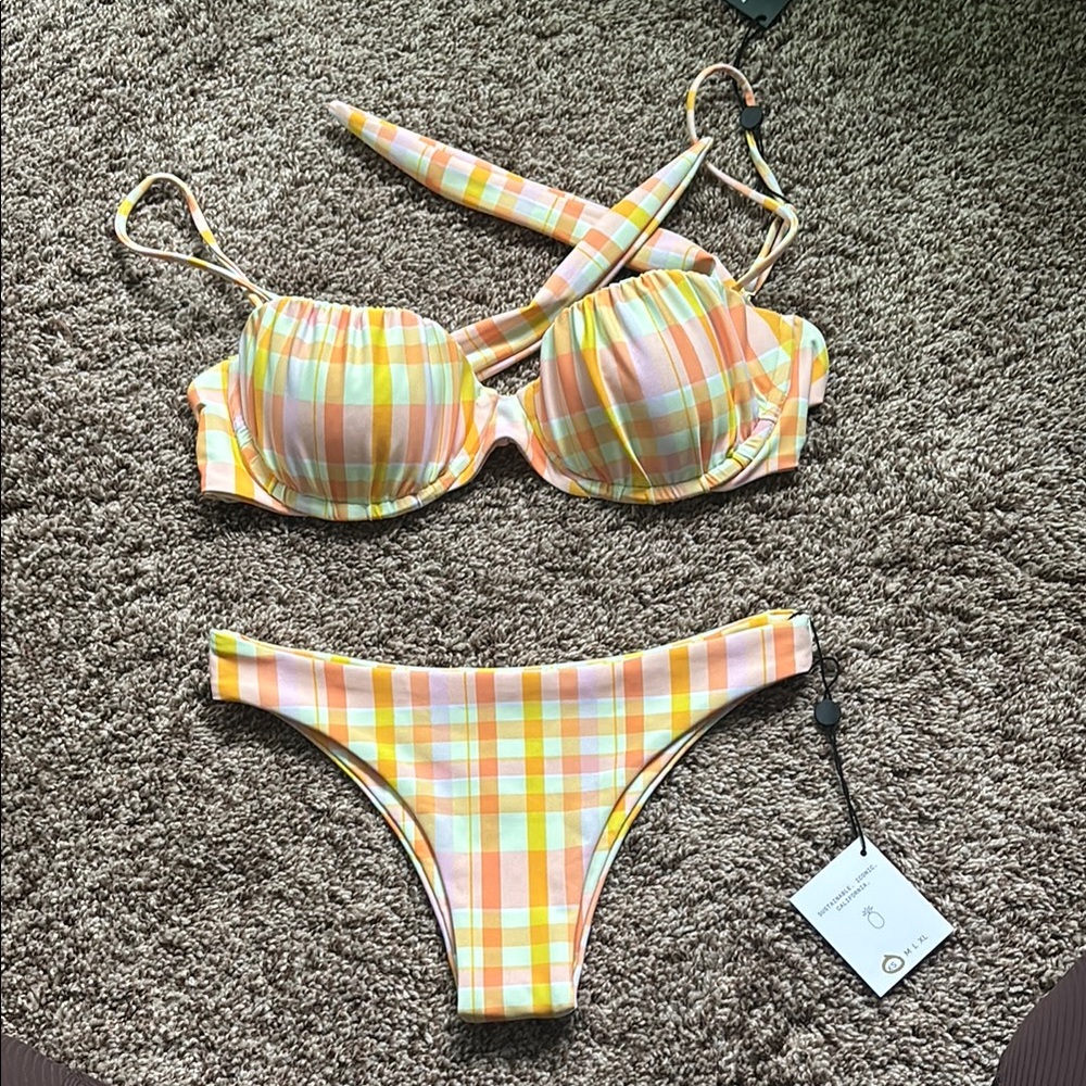 Skatie Suva bikini